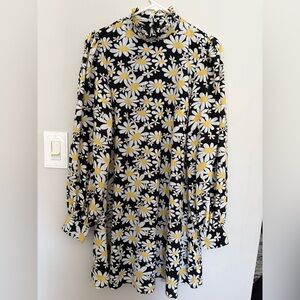 Smak Parlour Black Daisy-Print dress with Yellow Accents medium